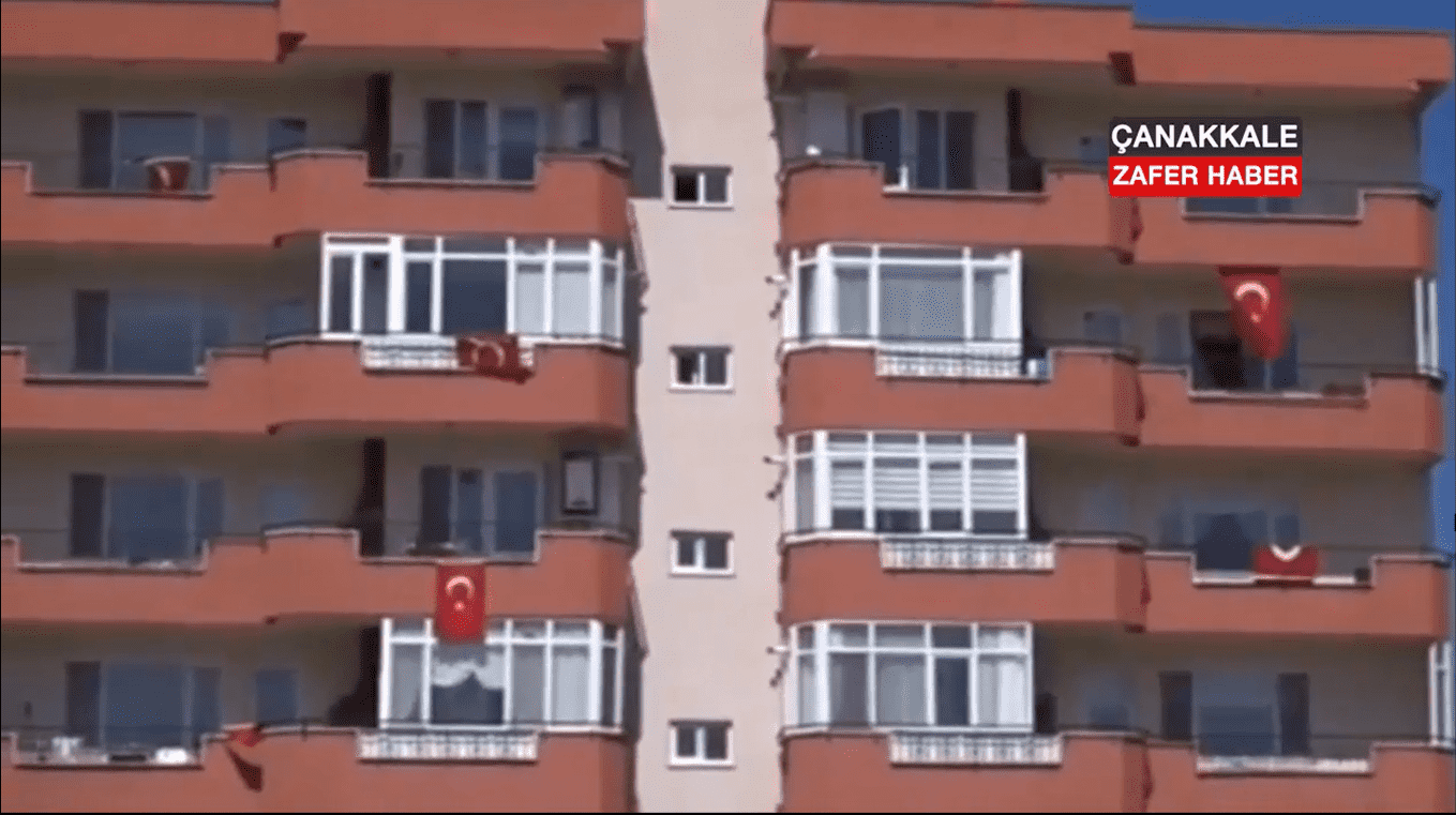 APO ve PKK Bayrakları Altında Barış Güvercini ÜLGÜR GÖKHAN (Video Haber) 7 6