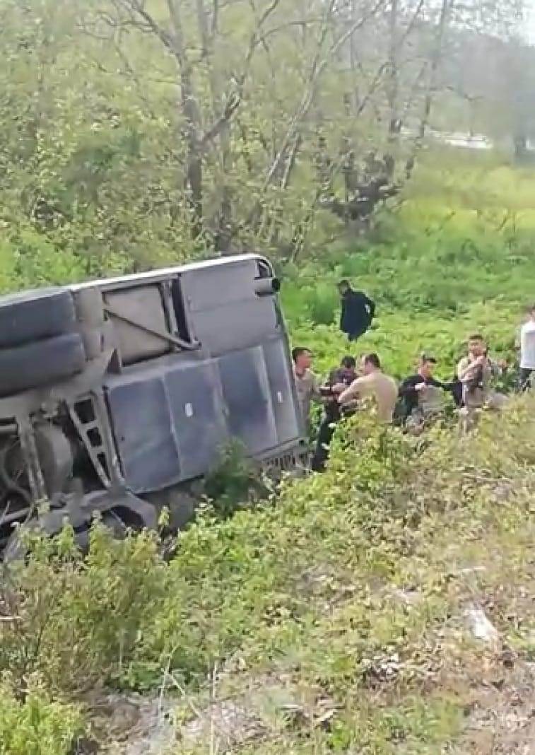 Çanakkale'de Askerleri taşıyan otobüs devrildi 7 yaralı 2 K1