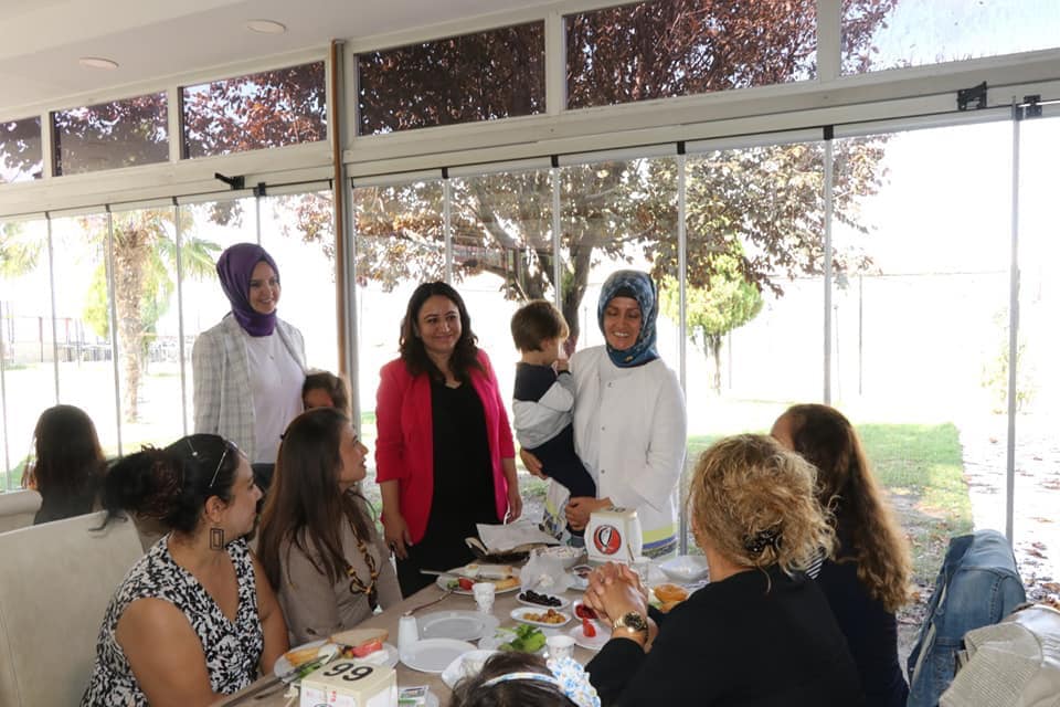 Turan ve Üstün AK Partili Kadınlar ile Kahvaltıda Buluştu 9 ak9