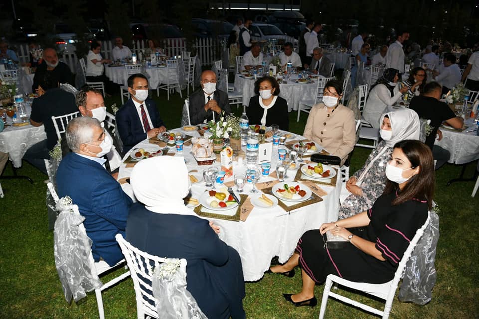 DANİŞ AİLESİNİN MUTLU GÜNÜ.! 4 d2