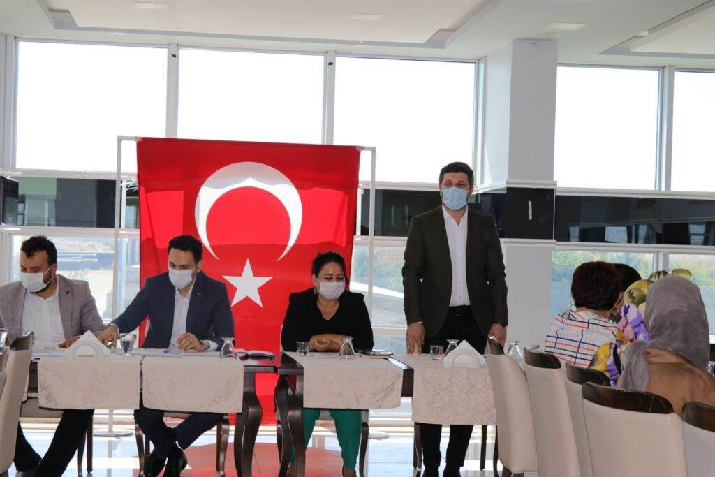 AK PARTİ ÇANAKKALE GENİŞLETİLMİŞ İLÇE BAŞKANLARI TOPLANTISI YAPILDI 5 Z4
