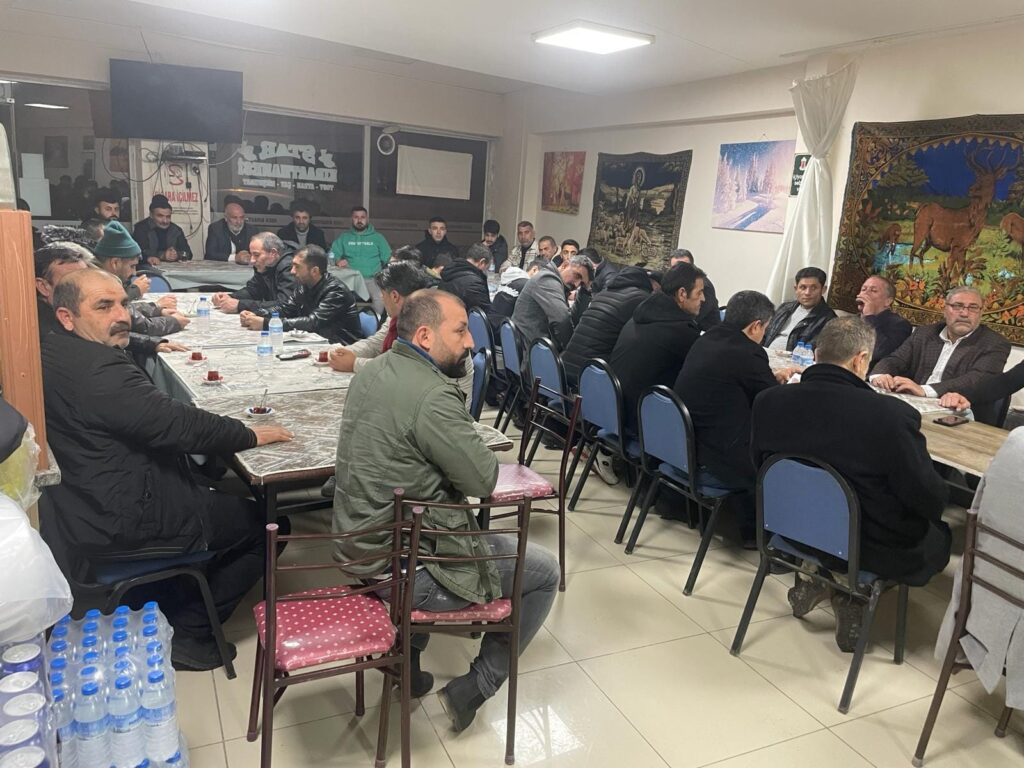 Ezine Belediye Meclis Üyesi Olmak İçin Yola Çıkan Taşkıran'a Büyük Destek 4 e2