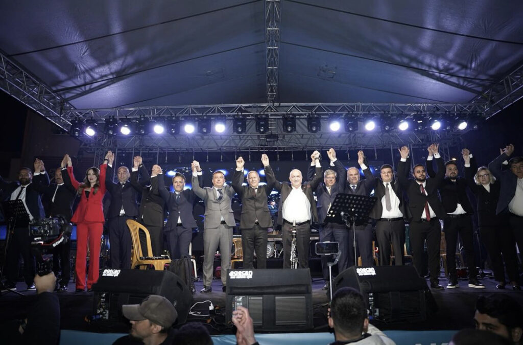 AB1D0BEA 44B8 4A77 8165 545DE219BF32